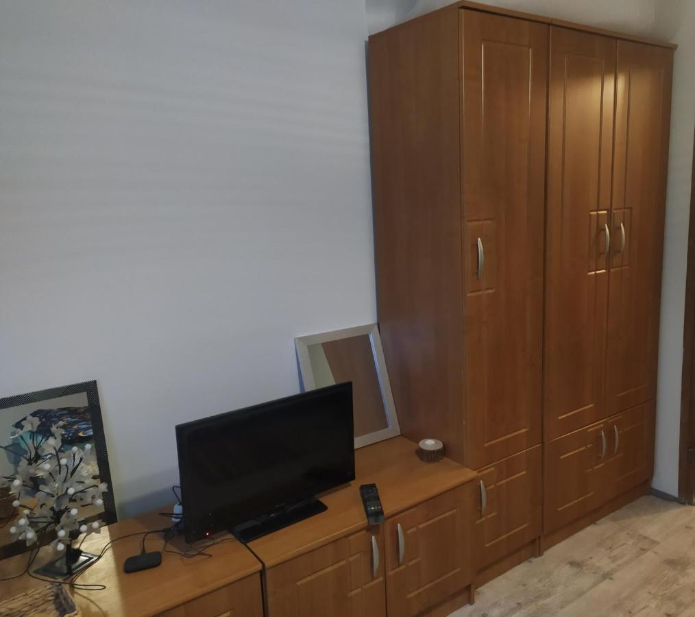 Studio Paderewskiego Еленя-Гура Экстерьер фото